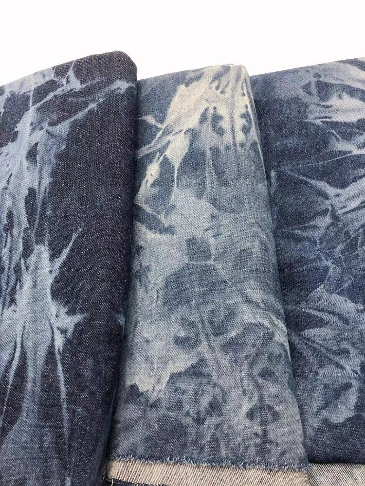 Sewing Tie Dye - Tissu Denim teint par nouage au