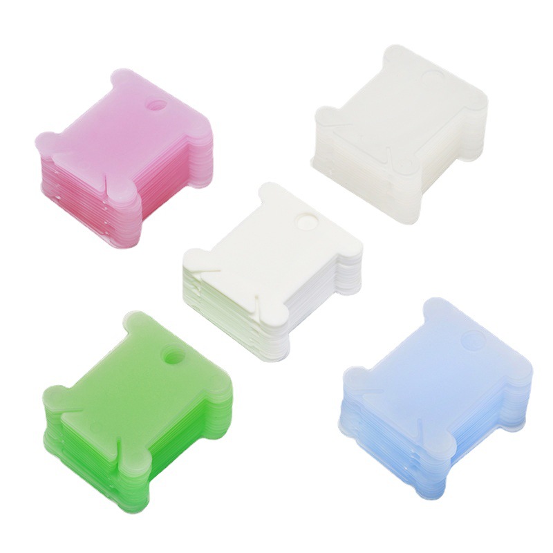 Organisateur de fil à broder 1 - Bobbin Organizer Box avis et prix